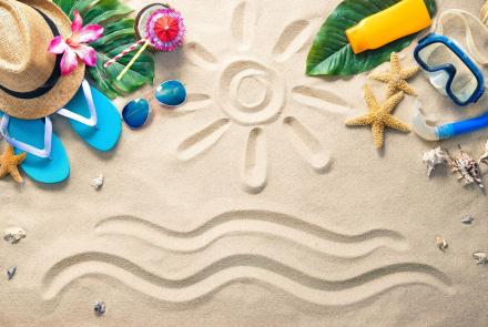 Strand med text, trevlig sommar!
